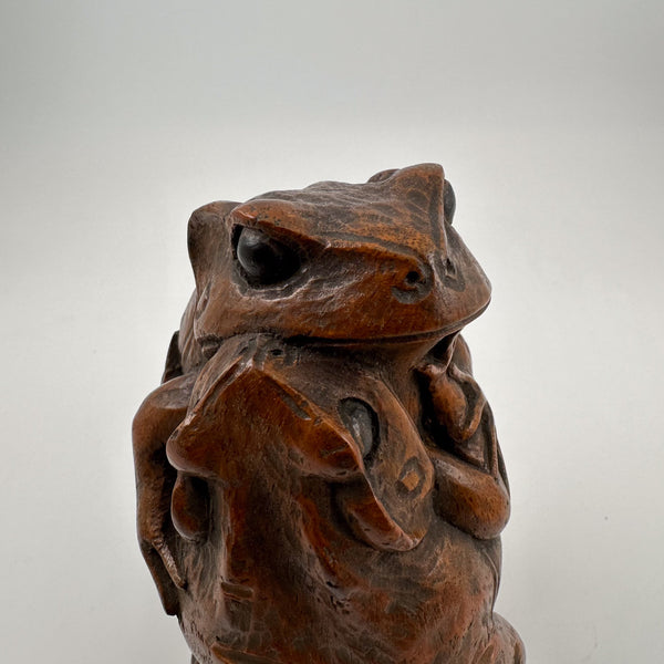 Antique Japanese Bamboo Root Sumo Frogs Sculpture – Carved Folk Art Object