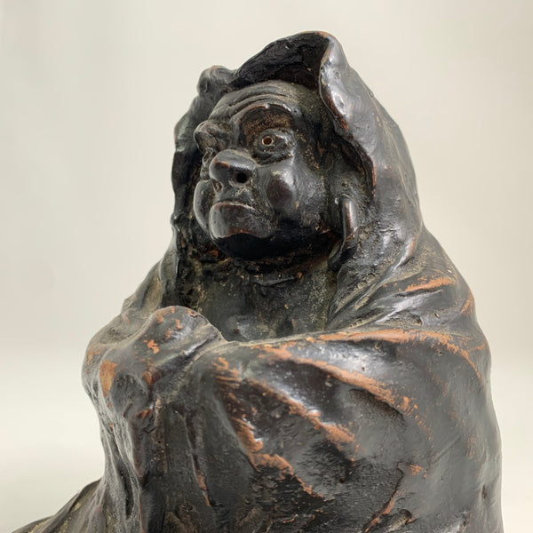 Antique Japanese Hooded Daruma Figure – Black Lacquered Clay Buddhist Sculpture – Meiji Period (Attributed)