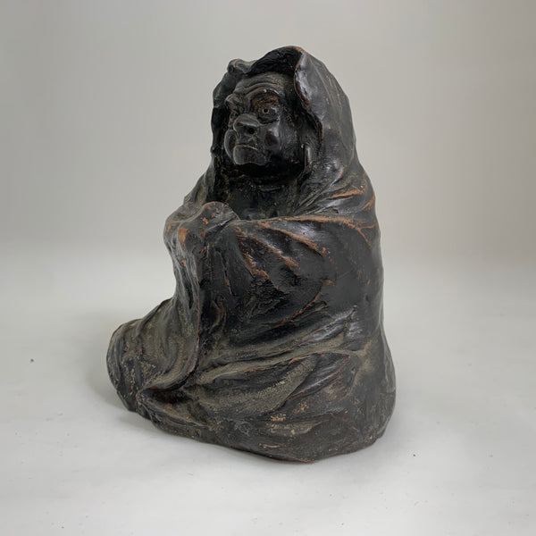 Antique Japanese Hooded Daruma Figure – Black Lacquered Clay Buddhist Sculpture – Meiji Period (Attributed)