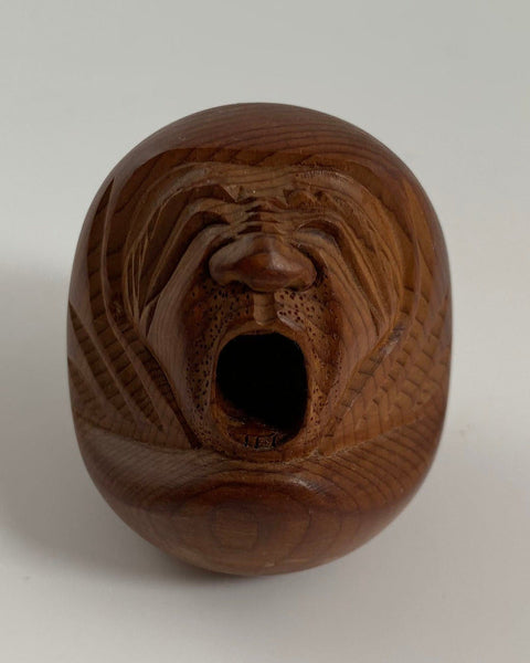 Hand carved detailed sculpture of Bodhi Dharma (Daruma). Vintage aJpanese